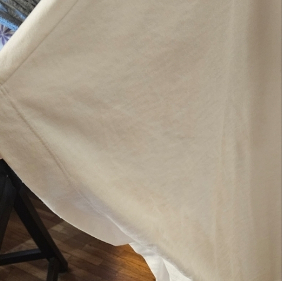 DKNY Cream Garment with Black Label - Picture 4 of 5